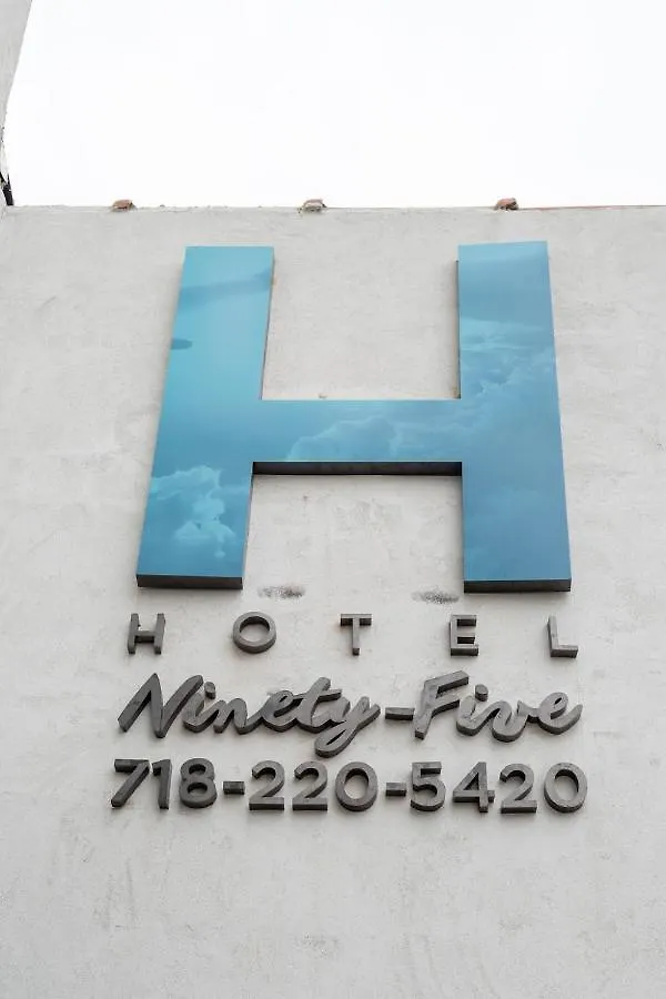 Hotel Ninety Five Fordham / St. Barnabas Hospital New York